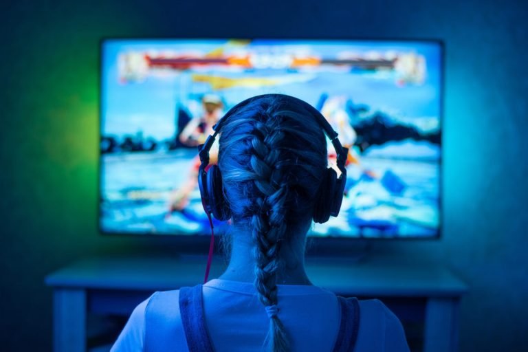 Bolsonaro diz que há estudos para baixar impostos de jogos eletrônicos