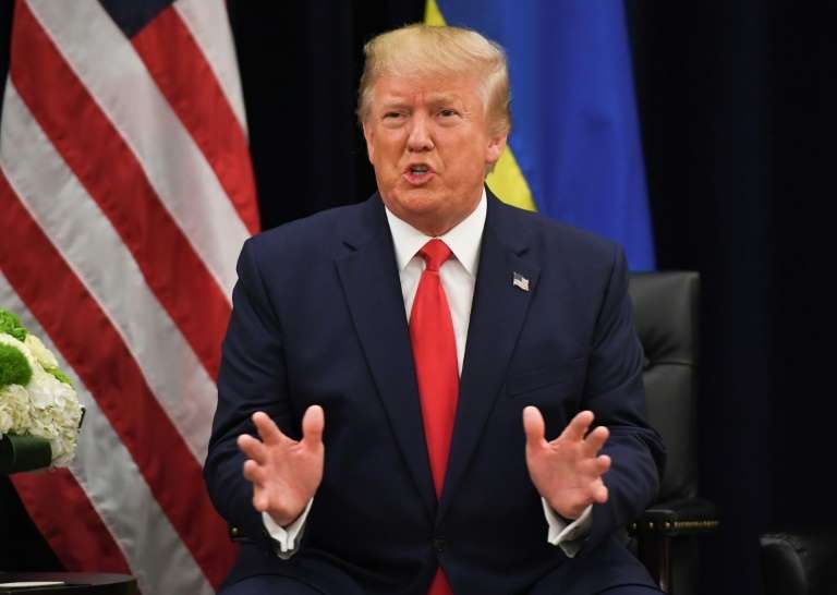 Trump proíbe entrada de funcionários venezuelanos e iranianos nos EUA