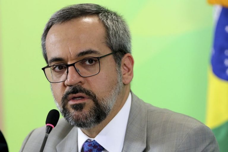 Governo libera recursos para universidades federais