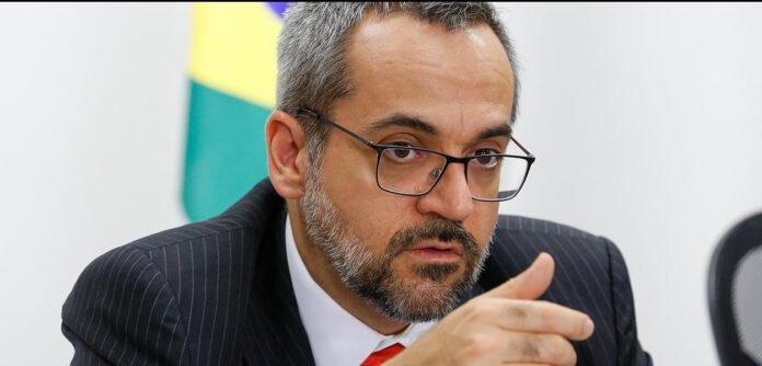 Foto: Divulgação Weintraub revoga portarias de cotas