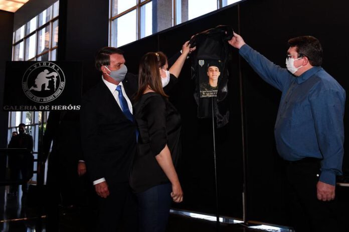 Foto: Divulgação Bolsonaro inaugura GALERIA