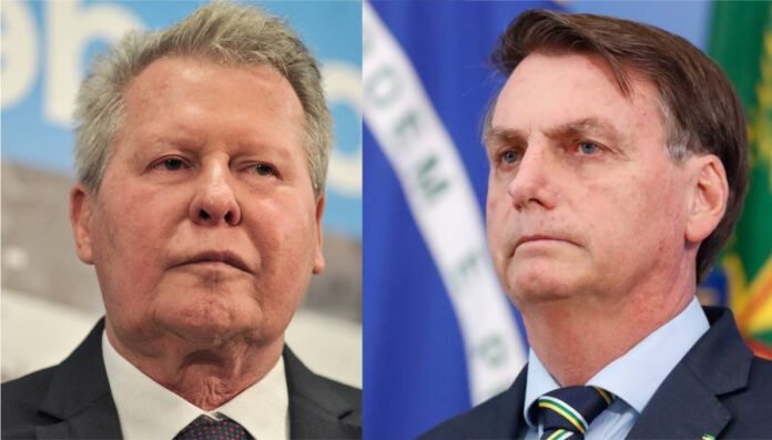 ARTHUR E BOLSONARO