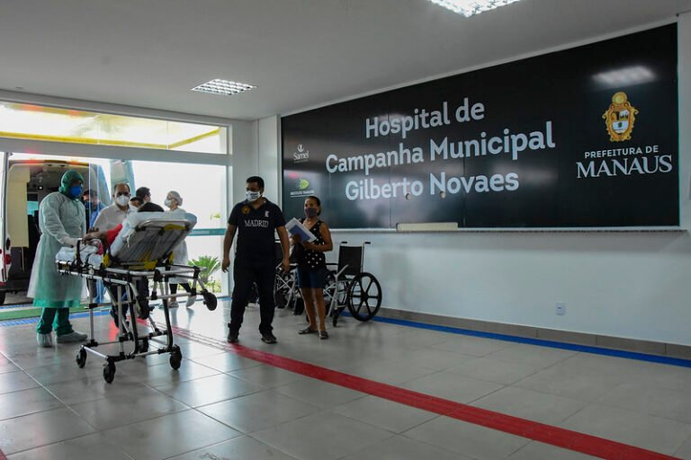 hospital de campanha em Manaus