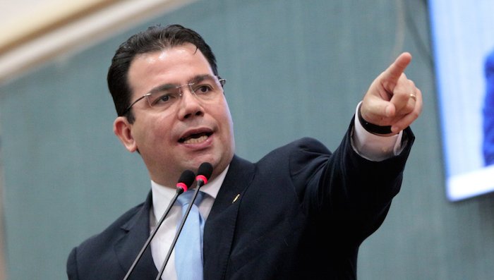 Justiça nega medida cautelar solicitada por Wilker Barreto contra Wilson Lima