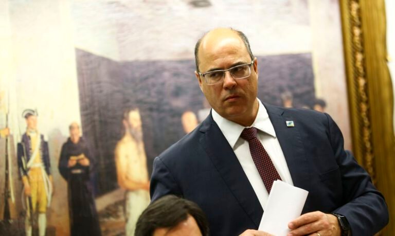 Governador do Rio nega participação em desvio de verbas na Saúde