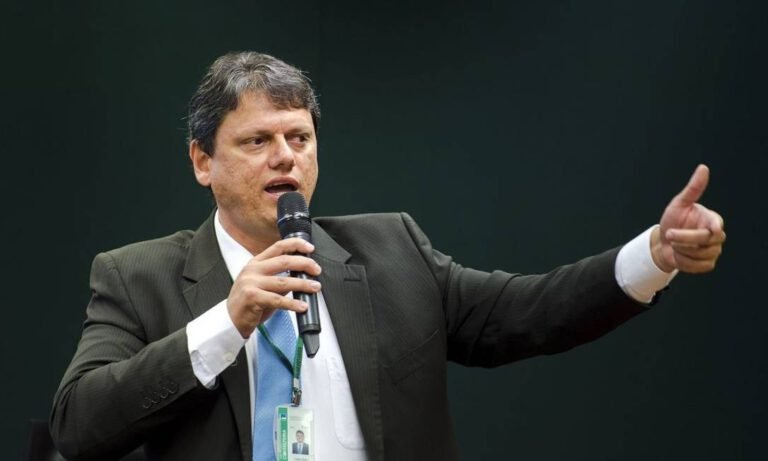 Brasil terá mais 100 leilões de ativos até fim do ano, diz ministro