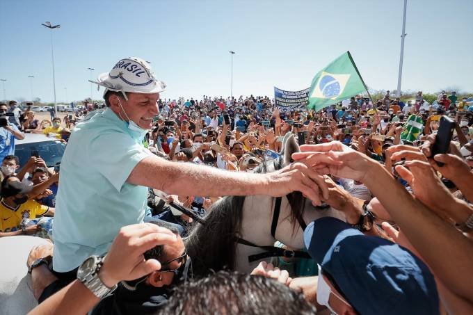 Bolsonaro chega a Sergipe para inauguração de Usina Termelétrica