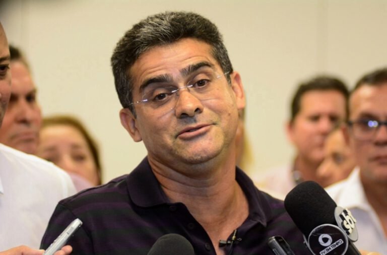 Ex-secretário da SUSAM confirma pagamentos de R$ 868 mil sem comprovação