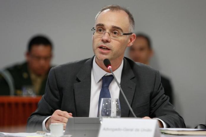 Foto: Internet André Mendonça