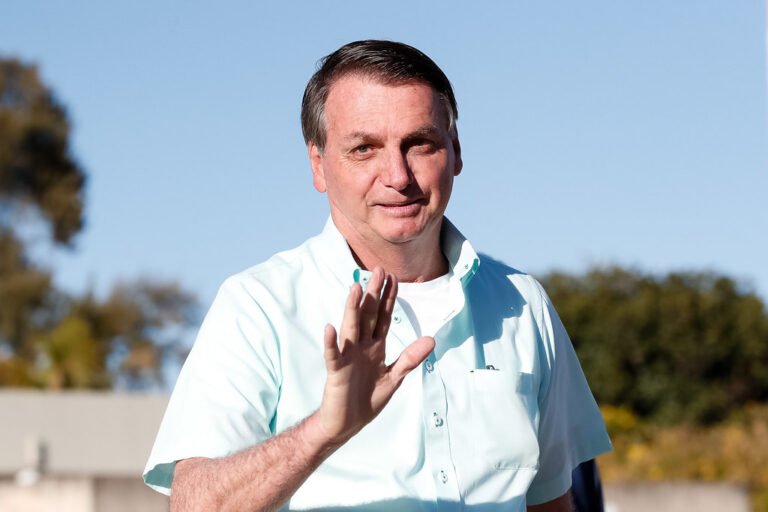 Denúncias contra Bolsonaro são suspensas no Tribunal Penal Internacional