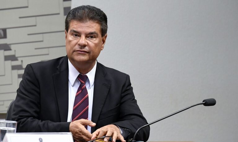 Parlamentares de nove países reinstalam o Parlamento Amazônico