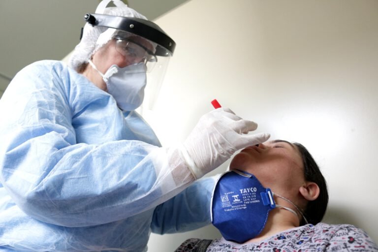 Anvisa prorroga por quatro meses a validade dos testes para Covid-19 estocados