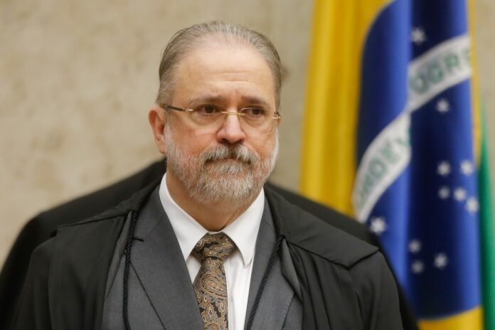 Aras