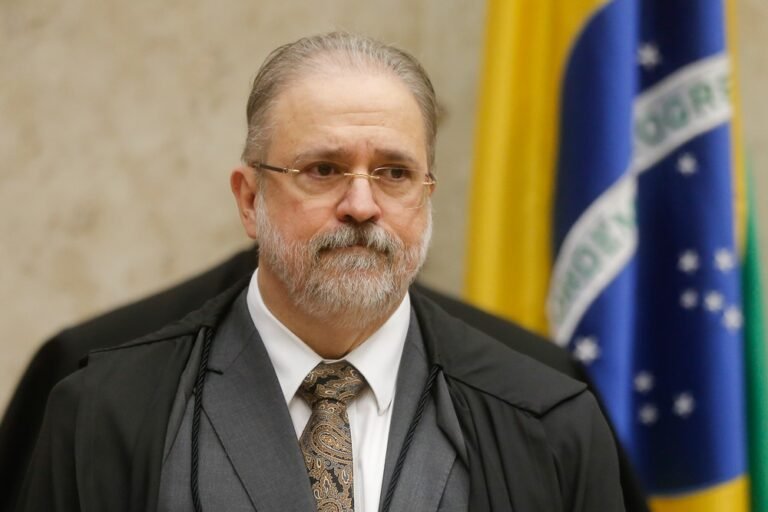 Aras