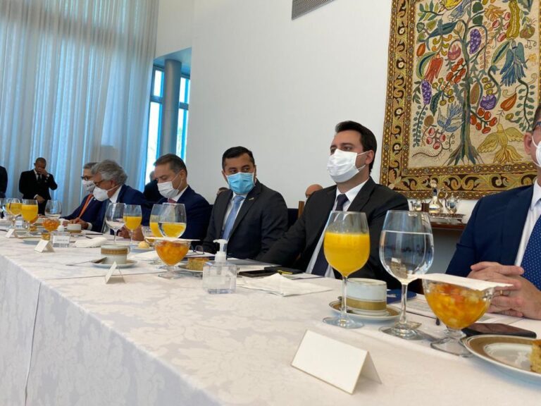 Em Brasília, Wilson Lima participou de reunião que instituiu comitê nacional para combate ao coronavírus