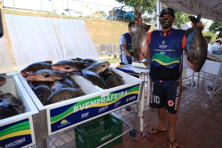 Feirão do Pescado encerra nesta sexta-feira em Manaus
