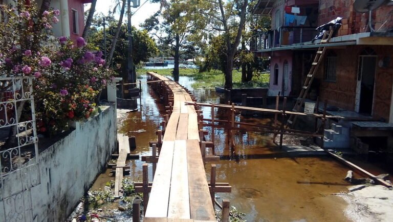 Bairros que podem ser atingidos pela cheia serão monitorados pela Prefeitura