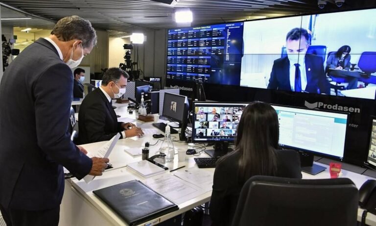Senado realiza sessão e oficializa CPI da Pandemia; Assista