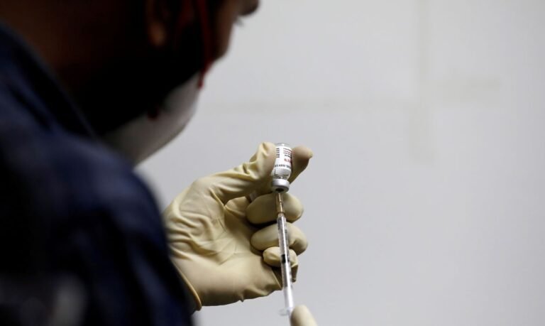 Ministério decide cancelar contrato para aquisição da vacina Covaxin