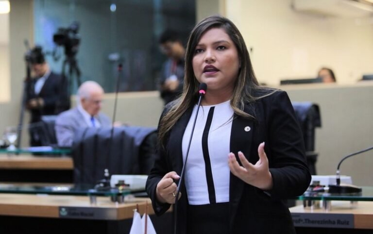 Joana Darc propõe transferência do local de trabalho, para mulheres vítimas de  violência doméstica e familiar