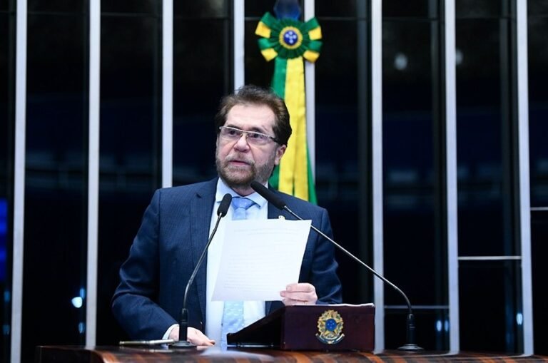 Plínio Valério crítica países ricos e diz que COP26 não apresenta soluções