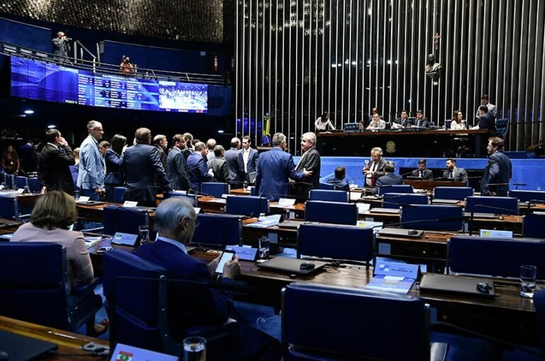 Lei define novas regras para gastos dos governos com propaganda em ano eleitoral