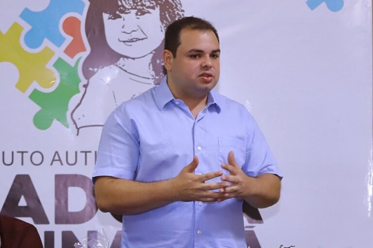 PL de Roberto Cidade prevê ampliação da atenção à gestante com Transtorno do Espectro Autista