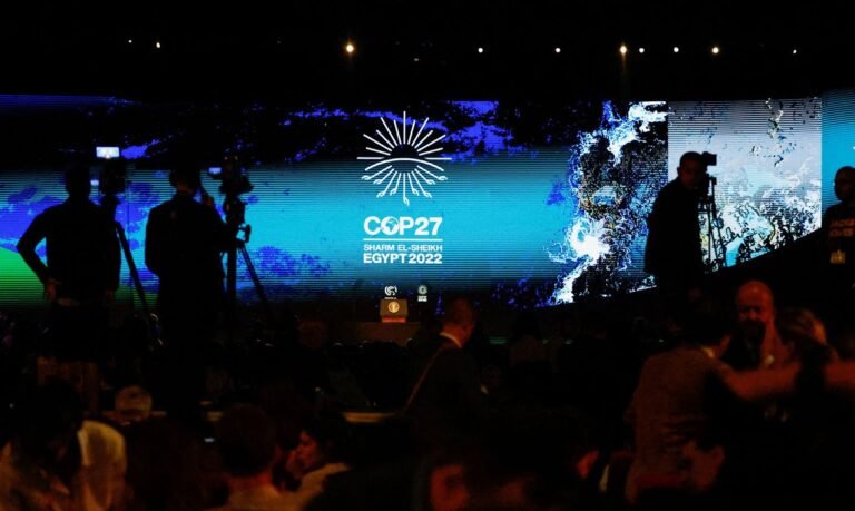 COP27 divulga esboço de acordo, ainda sem proposta sobre financiamento