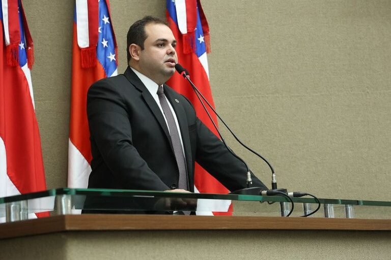 PL de Roberto Cidade propõe atividades de educação aquática como forma de prevenção a acidentes com banhistas