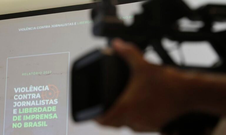 Liberdade de imprensa deve ser garantia da sociedade, dizem entidades