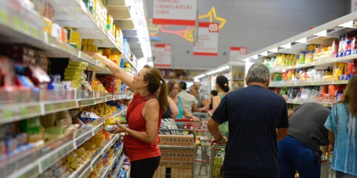 Aumento-de-12-no-consumo-domestico-em-janeiro.jpg Consumo nos lares sobe 1,2% em janeiro