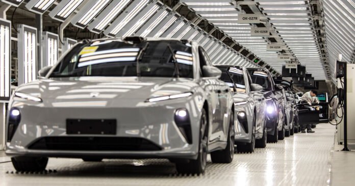 Biden-Considera-Veiculos-Eletricos-Chineses-uma-Ameaca-a-Seguranca.jpg Biden Calls Chinese Electric Vehicles a Security Threat