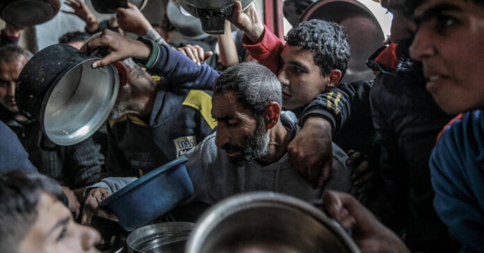 Israelenses-abordam-concessao-em-negociacoes-de-refens-com-o-Hamas.jpg Israelis Broach a Concession in Hostage Talks With Hamas
