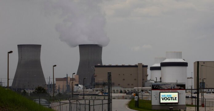 Casa-aprova-amplamente-projeto-de-lei-para-impulsionar-a-energia.jpg House Overwhelmingly Passes Bill to Boost Nuclear Power