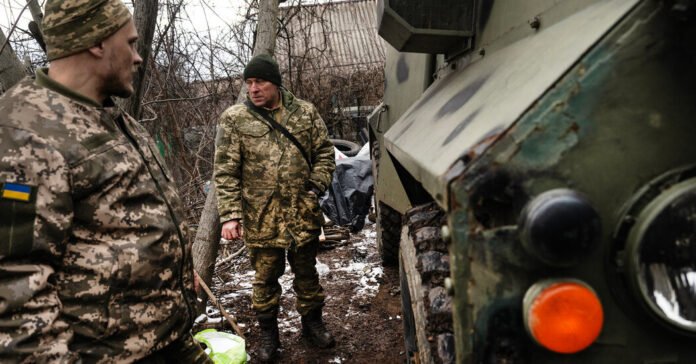 EUA-ira-enviar-US-300-milhoes-em-armas-para-a.jpg U.S. to Send $300 Million in Weapons to Ukraine Under Makeshift Plan