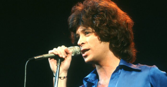 Eric-Carmen-lider-da-banda-Raspberries-e-cantor-de-All.jpg Eric Carmen, Raspberries Frontman and ‘All by Myself’ Singer, Dies at 74