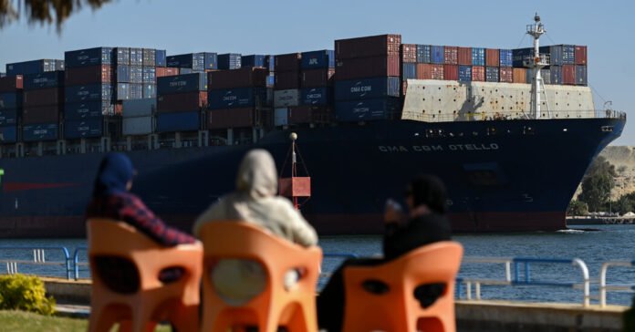 FMI-concorda-com-pacote-de-resgate-muito-maior-para-o.jpg I.M.F. Agrees to Much Larger Rescue Package for Egypt