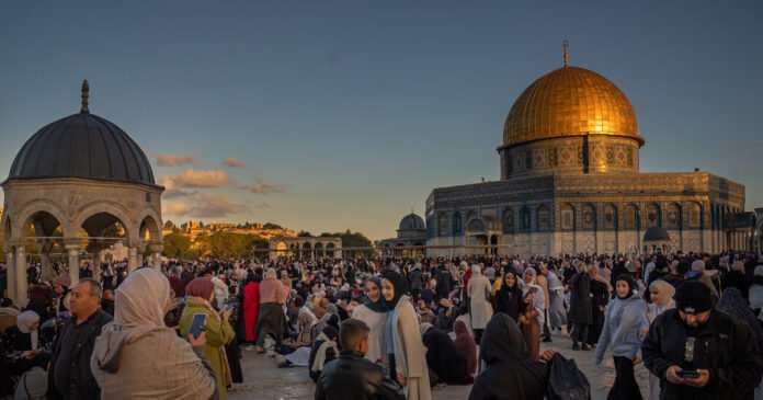 Israel-rejeita-novas-restricoes-a-Mesquita-de-Al-Aqsa-durante-o.jpg Israel Rejects New Restrictions to Aqsa Mosque During Ramadan