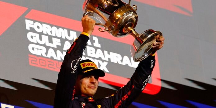 Max-Verstappen-inicia-temporada-da-Formula-1-com-vitoria-no.jpg Max Verstappen abre temporada da Fórmula 1 com vitória no Bahrein