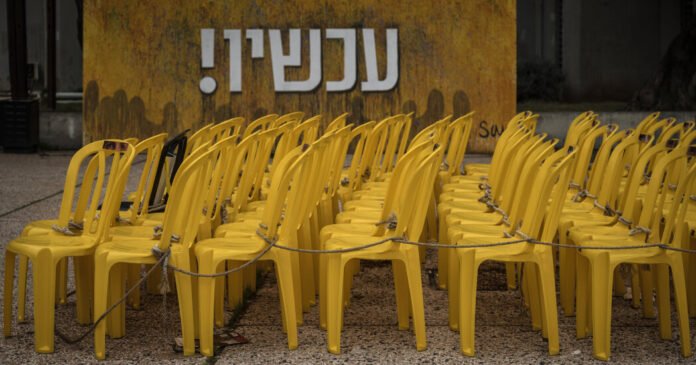 Negociacoes-entre-Israel-e-Hamas-sobre-a-libertacao-de-refens.jpg Israel-Hamas Talks Over Hostage Releases and a Cease-Fire Stall