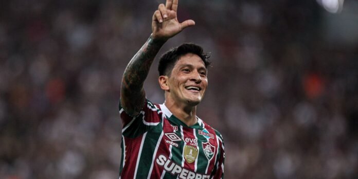 Fluminense-vence-Colo-Colo-por-2-a-1-na-Copa-Libertadores.jpg Fluminense derrota Colo-Colo por 2 a 1 pela Copa Libertadores