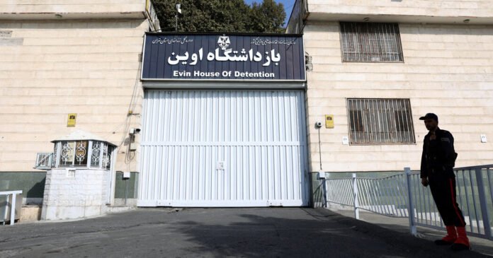Ira-perdoa-4-ativistas-ambientais-pelo-Eid-al-Fitr-diz-advogado.jpg Iran Pardons 4 Environmental Activists for Eid al-Fitr, Lawyer Says
