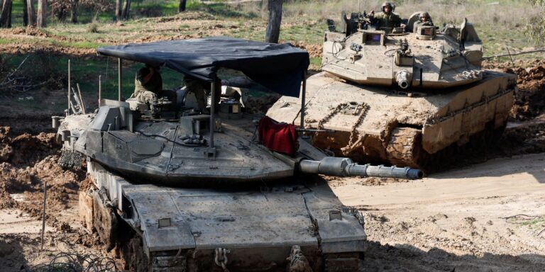 Militares israelenses convocam reservistas para mais operações em Gaza