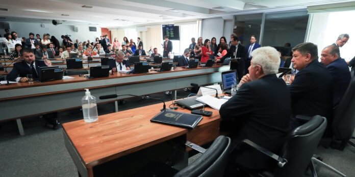 Comissao-do-Senado-adia-votacao-do-PL-da-Inteligencia-Artificial.jpg Comissão do Senado adia votação do PL da Inteligência Artificial