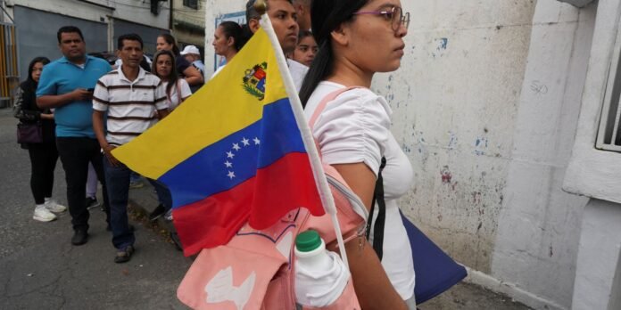 Venezuela-divulgara-nas-proximas-horas-atas-das-eleicoes-diz-MP.jpg Venezuela divulgará nas próximas horas atas das eleições, diz MP