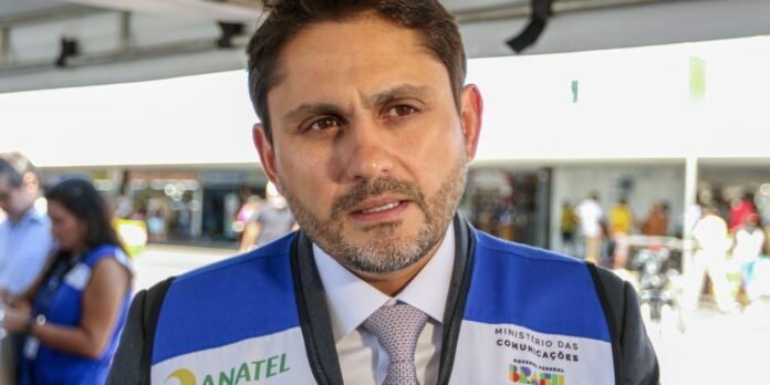 X-tem-que-cumprir-ordem-judicial-afirma-ministro-das-Comunicacoes.jpg "X" tem que cumprir ordem judicial, afirma ministro das Comunicações