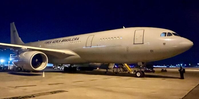 Aviao-que-vai-repatriar-brasileiros-no-Libano-segue-para-Beirute.jpeg Avião que vai repatriar brasileiros no Líbano segue para Beirute