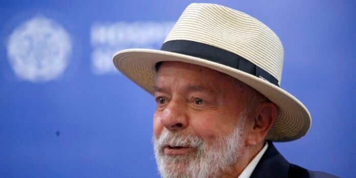 Lula passa por exames e resultados são "muito satisfatórios"