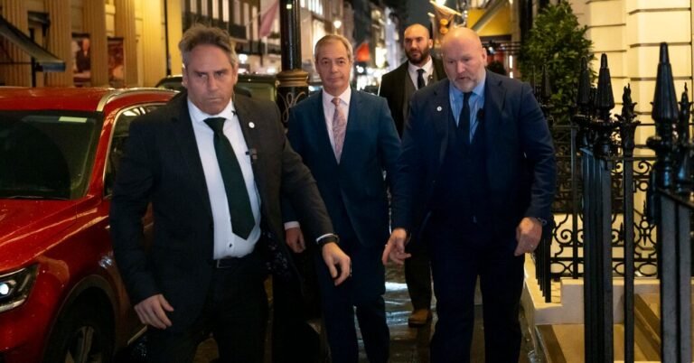 Diz -se que a Reform UK pousa mais de US $ 1 milhão em show de força populista
