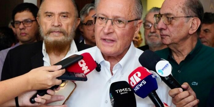 Alckmin-defende-cotas-de-importacao-de-aco-pelos-Estados-Unidos.jpg Alckmin defende cotas de importação de aço pelos Estados Unidos